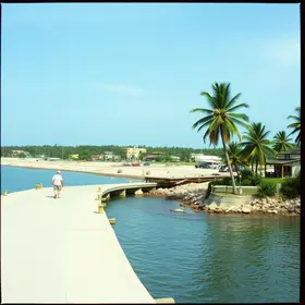 Vídeo gravado em 1999 mostra travessia de balsa em Palmas antes da construção de ponte; assista