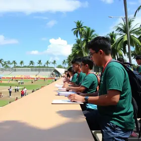 Prefeito de Palmas recebe estudantes que vão representar o Tocantins na etapa final da Olimpíada de Matemática